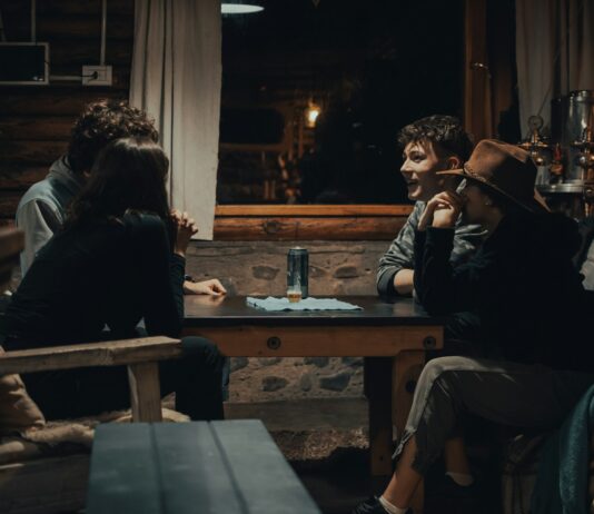 “누군가의 끝이 아닌 또 다른 시작”… 당신이 남길 수 있는 가장 고귀한 유산 man in black jacket sitting on brown wooden chair